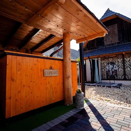Pensiunea RAVHOUSE-2