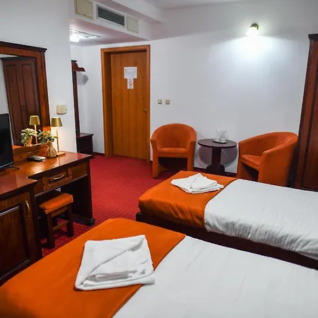 Hotel Elyon Dej-3