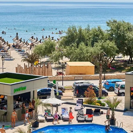 Apartament Willow Alessi Beach Pool & Spa-3
