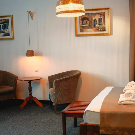 Bark Inn - Bed And Breakfast-2