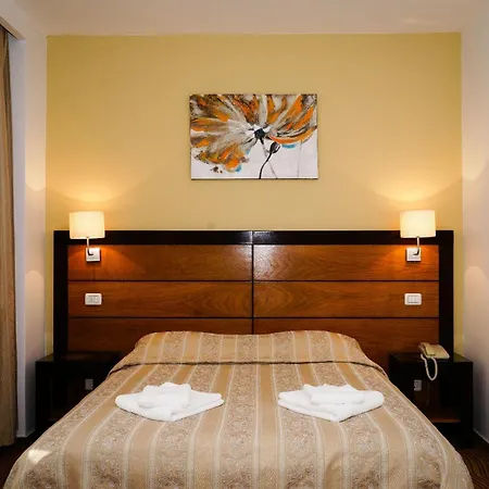 Hotel Criss-3