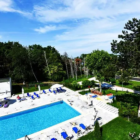 Hotel Holiday Blue-3