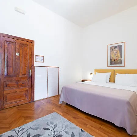 Vila Camelia-3