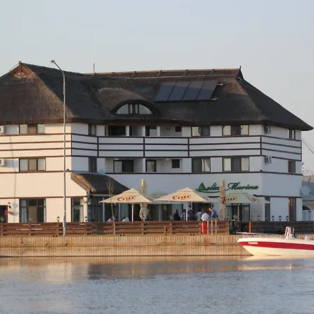 Delta Marina-3