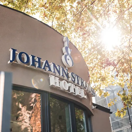 Johann Strauss Hotel-2