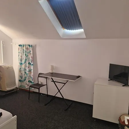 Bigcitty Rooms-3