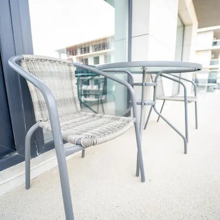 Almar Luxury Residence - Renting Apartments & Free Pool-2