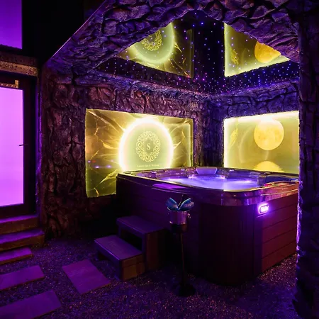 Sianisia Adults Only & Private Spa-2