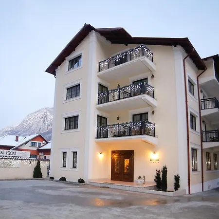 Pension Noblesse-3