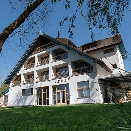 LivingIn Delta - Casa de Vacanta-3