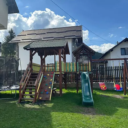 Căsuța de lângă izvor-3