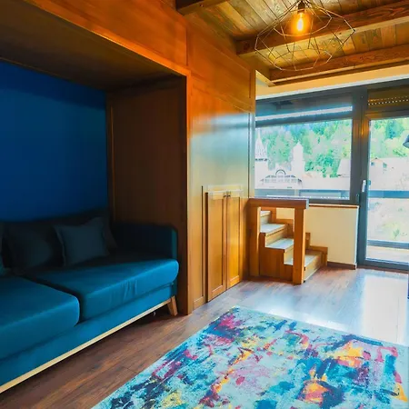 Kaban Boutique Hotel - 5Star Central Villa In Vatra Dornei-3