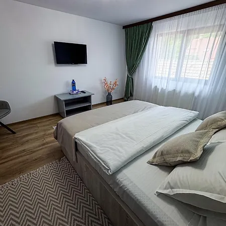 La Colțul Castelului Bran Boutique-2