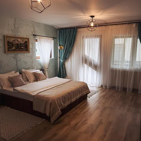 La Colțul Castelului Bran Boutique-3