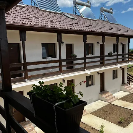 Casa De La Corbu-2