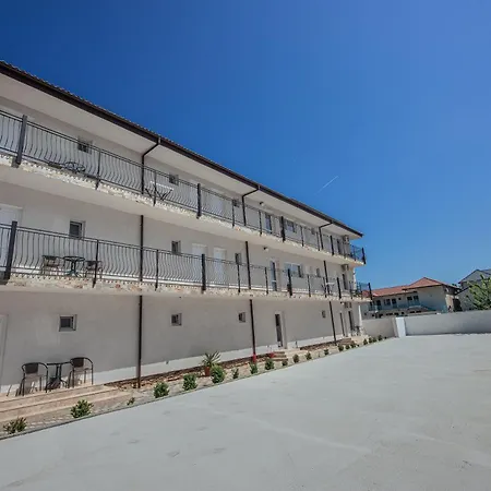 Vila Amir Vama Veche-2