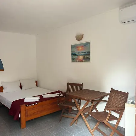 Casa Ghemus Costinesti-2