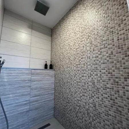 Bruno Apartment-2