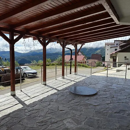 Cabana Rares-2
