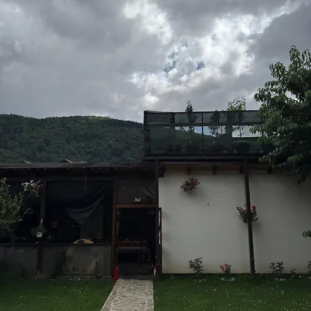 Amandra Chalet-3