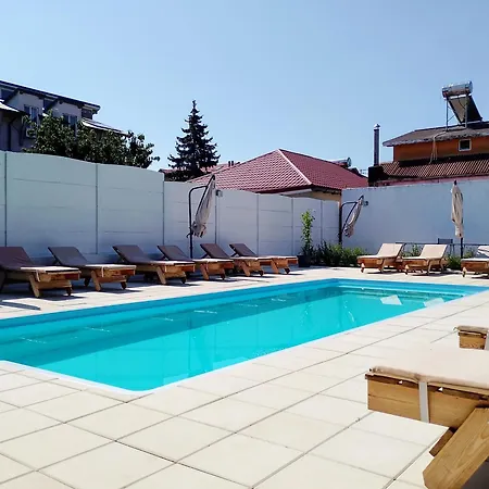 Vila Atipic-2