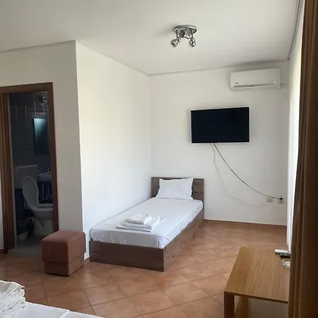Casa Galbena-3