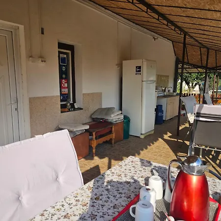 Podgoria Guesthouse- Camere De Inchiriat-3