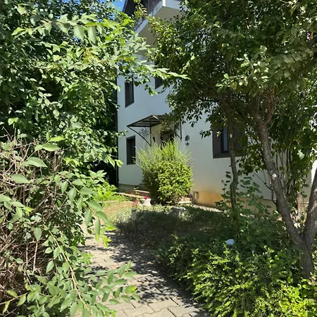 La Livada-2