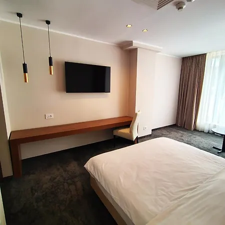Embassy Romana-2