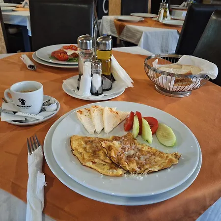 Hotel Davos-2
