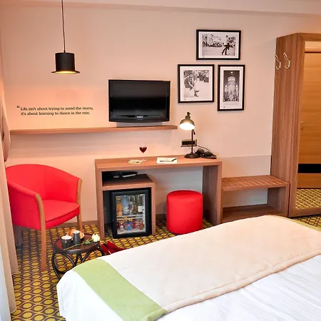 Hotel Capitolina City Chic-3