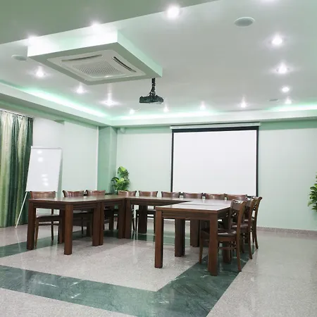 Lira Pacific Aparthotel-2