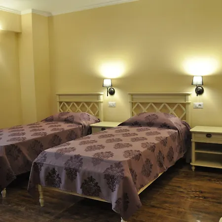 Vigo Grand Hotel-3