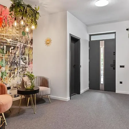 6Rooms-3