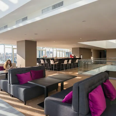 Ramada By Wyndham Constanta-3
