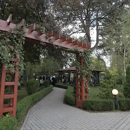 Hotel Baneasa Parc-3