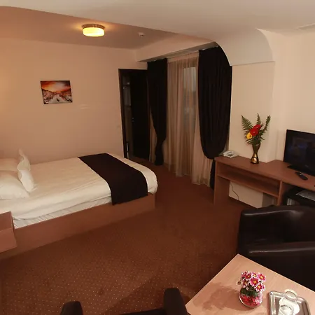 West Plaza Hotel-2