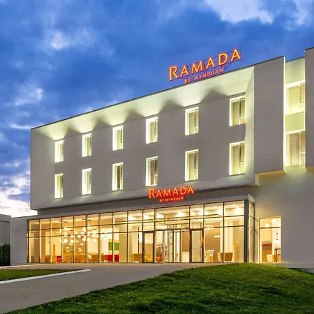 Ramada by Wyndham Targu Jiu-2