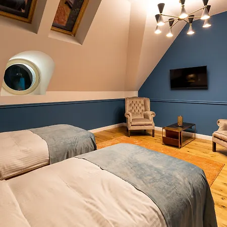 Boutique Hotel Cocosul De Aur-3
