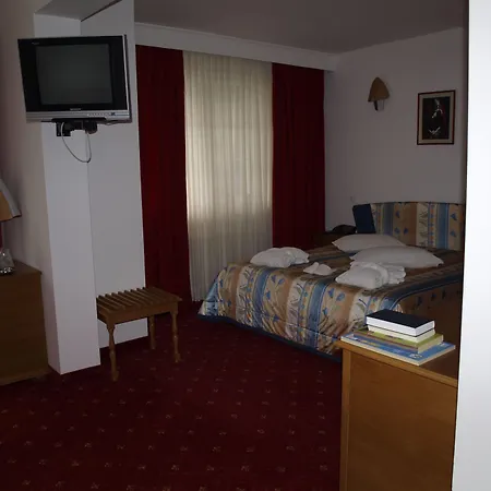 Black Lord Hotel-3