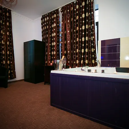Karma Luxury Room-2