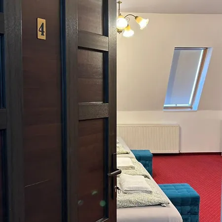 Pannonia Rooms And Apartments-3