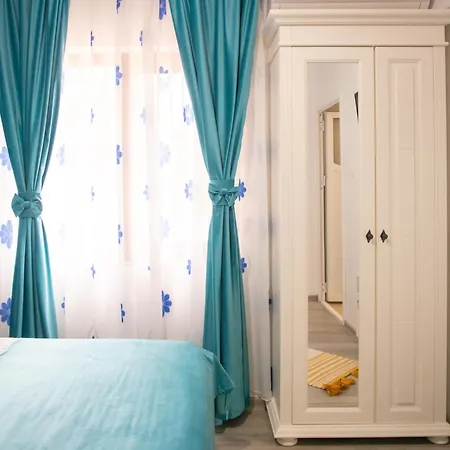 Casa din Delta-3