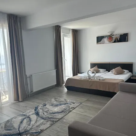 Hotel Cosmos-3