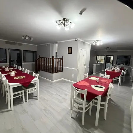 White Wood Chalet-2