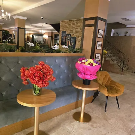 Hotel Yarus Plus-3