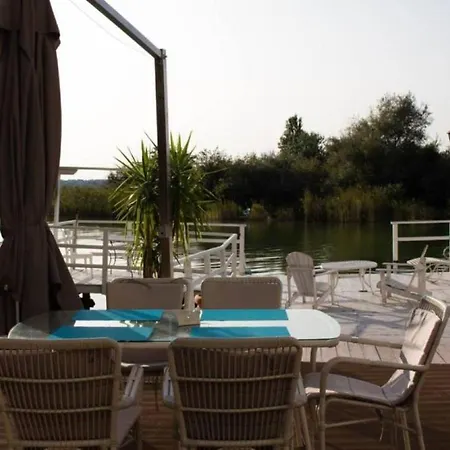 Hotel On Plonge Junior-2
