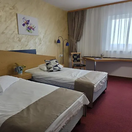 Iris Hotel-2