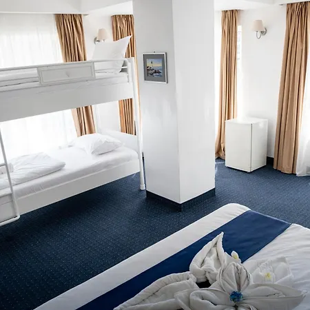 Hotel Briza Mamaia-3