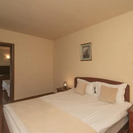 Hotel Corina-3